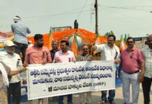 ఆత్మబలిదానాలు వద్దు…..ఓపికతో కొట్లాడుదాం…
